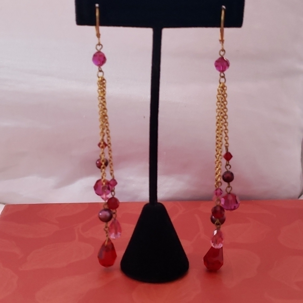 𝅺fashion earrings.